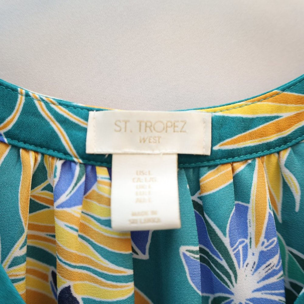 St. Tropez Ruffles - Picture 3 of 3